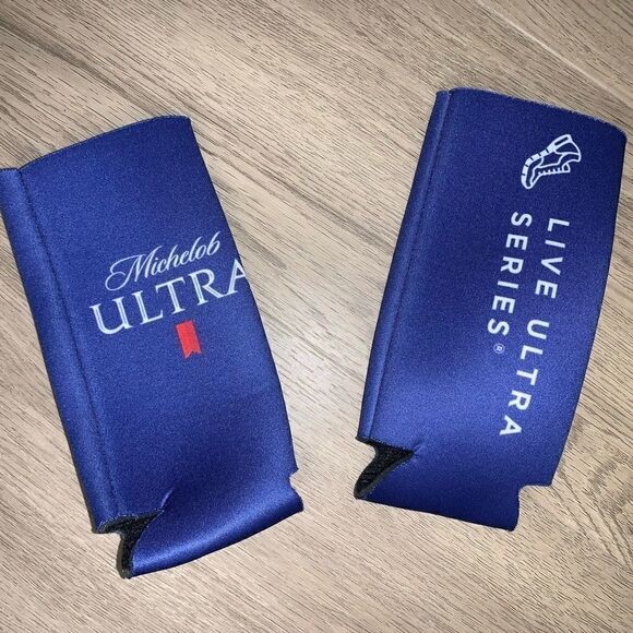 Michelob bundle Bag, koozies, towel & 💦 canteen - Picture 4 of 10